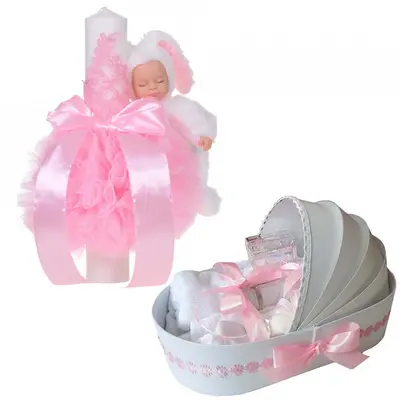 Set Lumanare botez cu iepuras si trusou botez in landou Denikos 771 decor Roz cu floricele pentru Fetita - NKO5200
