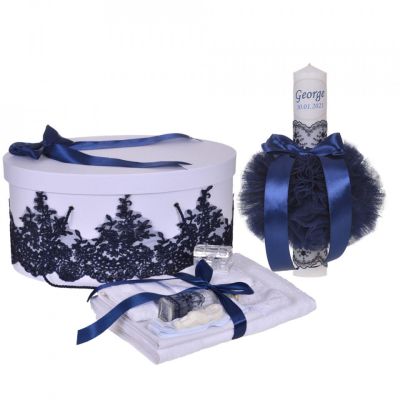 Pachet elegant trusou botez Denikos® 936 cutie trusou si lumanare personalizata cu nume baiat, decor dantela Bleumarin  NKO5365