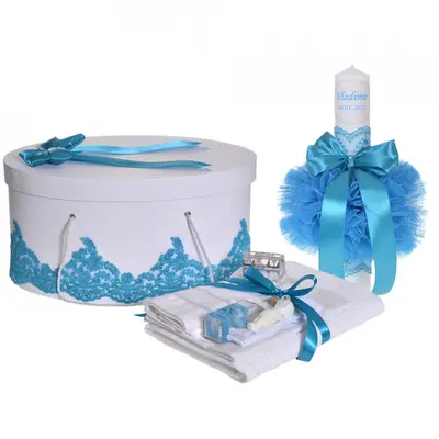 Pachet Trusou elegant botez si cutie trusou Denikos&reg; 942 cu lumanare personalizata cu nume Baiat, dantela Turcoaz NKO5371