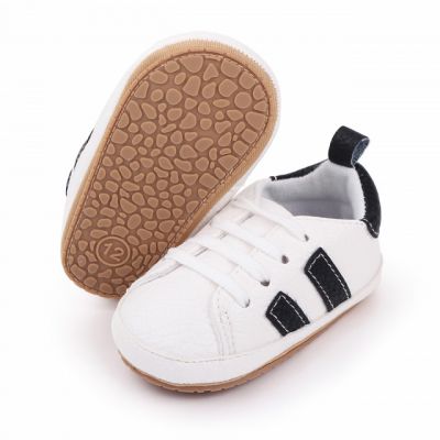 Adidasi albi cu dungi laterale negre MBd2547-5-sa1
