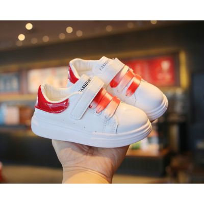 Adidasi albi cu insertie rosie din lac MD606-1-p32