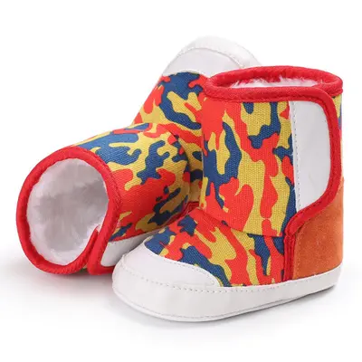Cizmulite pentru baietei - Orange Army MDC-386-63-p25.3-6 luni (Marimea 18 incaltaminte)