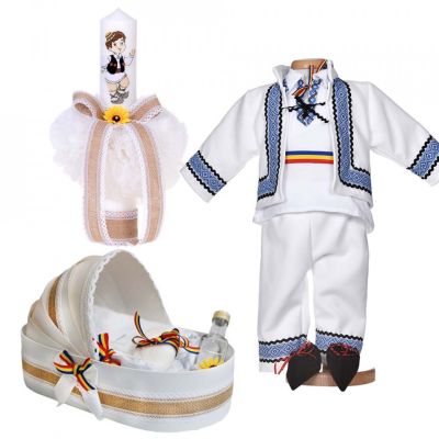 Set botez national baieti cu trusou botez landou si lumanare Denikos® 1048 cu costum popular NIK5508