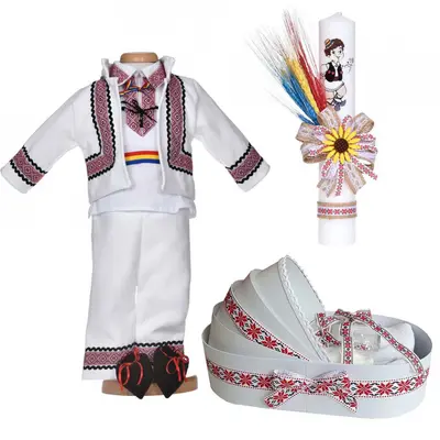 Pachet lumanare botez si trusou botez landou si costum national Baietei Denikos&reg; C9271 NIK5521