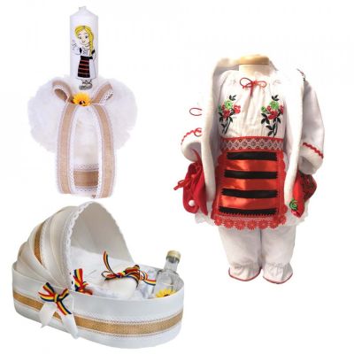Set botez traditional fetite trusou botez landou cu lumanare si costum traditional Denikos® 977 NIK5406