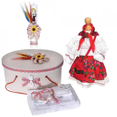 Set rochita botez traditionala fetite si trusou botez cu cutie trusou si lumanare in decor rustic Denikos C9098 - NIK5471