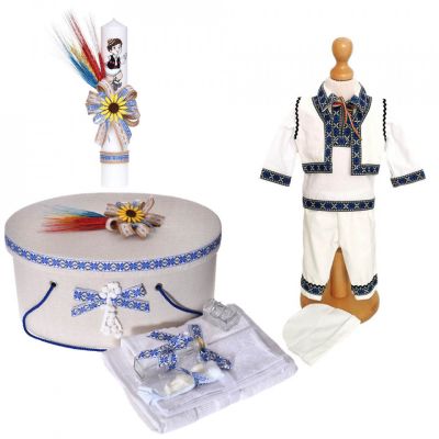 Set trusou botez si cutie trusou cu lumanare si costum national Baieti Denikos® C9088 NIK5461