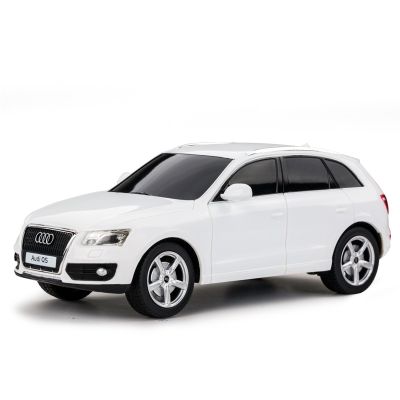 MASINA CU TELECOMANDA AUDI Q5 ALB CU SCARA 1 LA 24 VIVRas38600_Alb