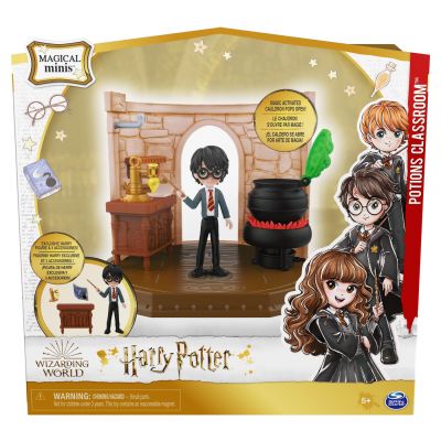 HARRY POTTER WIZARDING WORLD MAGICAL SALA DE CLASA MINIS POTIUNI HARRY POTTER VIV6061847