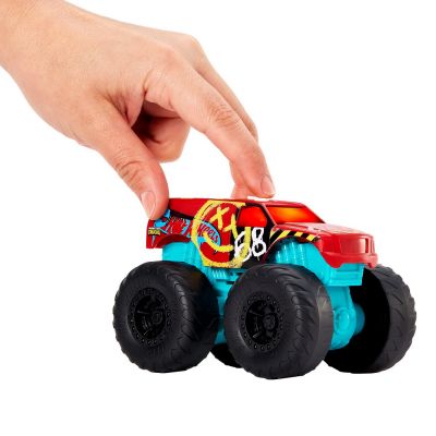 HOT WHEELS MONSTER TRUCK ROARIN WRECKERS DEMO DERBY CU FUNCTII SI SUNETE SCARA  1:43 VIVMTHDX60_HDX66