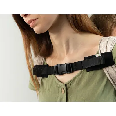 Curea universala de conectare a bretelelor