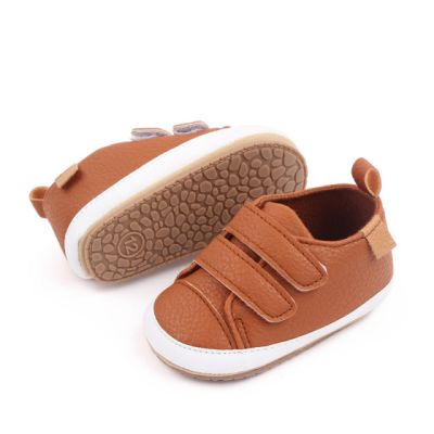 Pantofiori maro cu barete cu arici MBM22-13-4-ac40