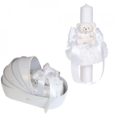 Pachet Lumanare botez cu ursulet si trusou botez tip landou cu dantela alba lata Denikos® unisex C1095 NKO5773