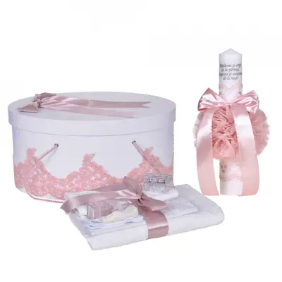 Trusou de botez Fete plus lumanare cu mesaj Denikos&reg; C1128 cu cutie trusou dantela lata Roz pudrat NKO5806