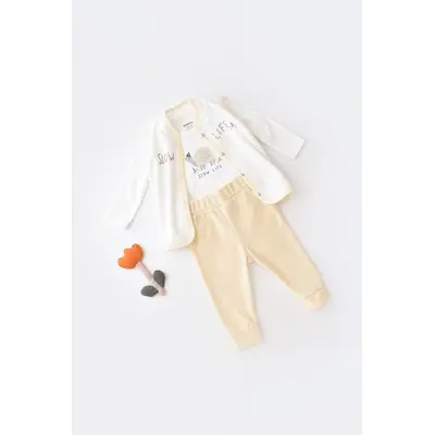 Set 3 piese Broscuta cu body, pantalonasi si vestuta din 80%bumbac organic si 20% poliester - Crem, Baby Cosy (Marime: 18-24 Luni) JEMBC-CSYK6023-18