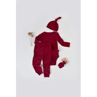 Set 3 piese: body cu maneca lunga, panataloni lungi si caciulita din bumbac organic si modal - Rosu, Baby Cosy (Marime: 9-12 luni) JEMBC-CSYM22502-9