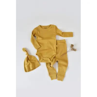 Set 3 piese: body cu maneca lunga, panataloni lungi si caciulita din bumbac organic si modal - Sofran, Baby Cosy (Marime: 9-12 luni) JEMBC-CSYM22505-9