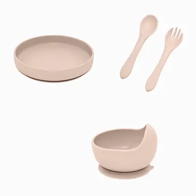 Petite&Mars - Set de hranire, Cu farfurie, Bol si tacamuri, Din silicon fara BFA, Bej BYNPachetMasaBej_1