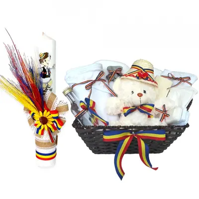 Cos cadou botez trusou si lumanare Baietel cu decor rustic fundite tricolor Denikos&reg; 669 NKO3087