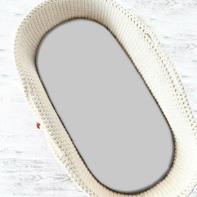 Qmini - Cearceaf cu elastic pentru landou, carucior si cosulet, Dimensiune 80x35 cm, Din bumbac certificat Oeko Tex Standard 100, Gray BYN6426972018043