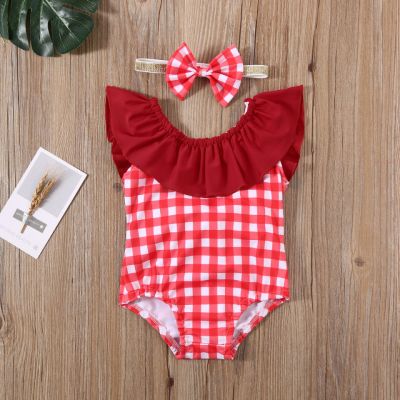 Costum de baie cu patratele rosii si bentita (Marime: 130) JEMdrl47b27