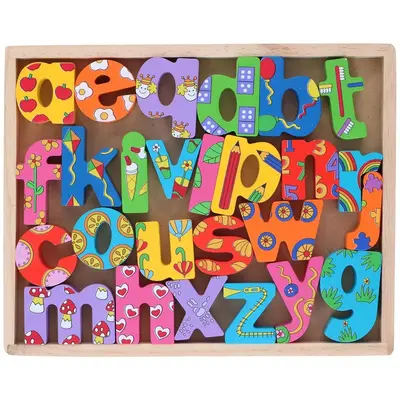 Set 26 litere din lemn Marionette ERFED26614