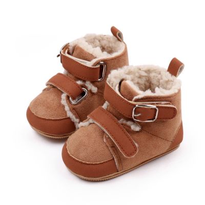 Ghetute imblanite maro - fur (marime disponibila: 3-6 luni (marimea 18 incaltaminte)) mdbmb3120-1-nw2.3-6 luni (marimea 18 incaltaminte)