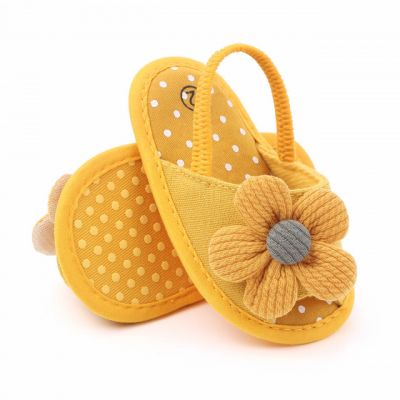 Pantofiori decupati galbeni cu margareta si bentite asortate LI1938C-21-p01