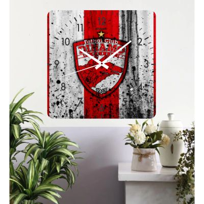 Ceas de perete dinamo 5 -rosu-48x48 cm-plastic-patrat