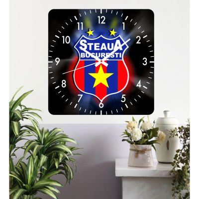 Ceas de perete steaua bucuresti -30x30 cm-plastic-patrat-multicolor
