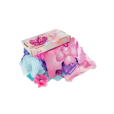 Cufar cu costumatii & accesorii barbie
