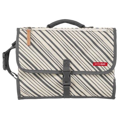 Skip Hop Statie de schimbat - Pronto Signature Graphite Stripe BSAFE9N405310