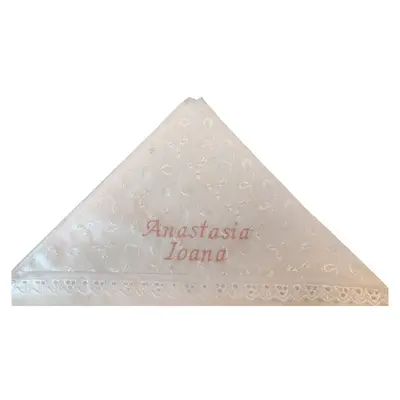 Personalizare a trusoului de botez - Nume sau Data Botez brodate pe panza