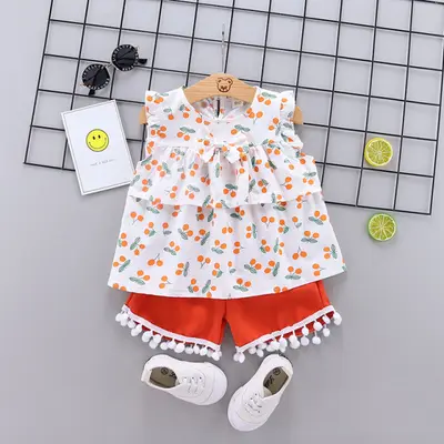 Costumas pentru fetite cu bluzita cu cirese portocalii LIHQ374-11