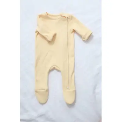 Salopeta Bebelusi Cu Maneca Lunga Si Botosei, Inchidere Cu Fermoar, Galben Banana, Marimea 68 Pjb4195757