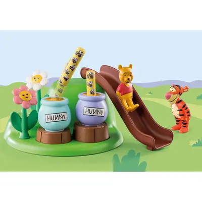 PLAYMOBIL - 1.2.3 & DISNEY: GRADINA CU ALBINE A LUI WINNIE SI TIGGER ARTPM71317