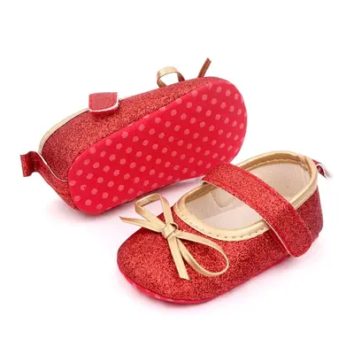 Pantofiori bebelusi rosii cu sclipici si fundita aurie chd2569-2-va6