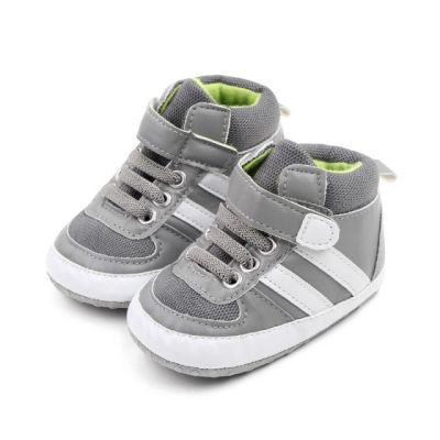 Adidasi gri cu dungi albe pentru bebelusi ch20031-1-va1