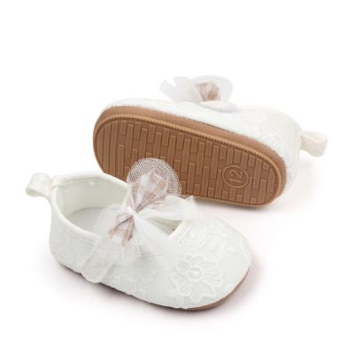 Pantofiori albi cu dantela inflorata csbxc3065-2-va18