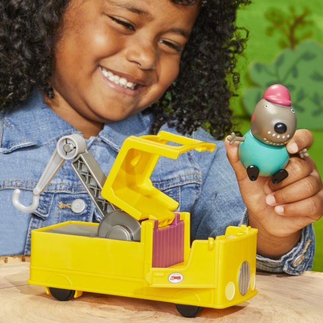 PEPPA PIG CAMIONUL DE REMORCARE VIVF9519