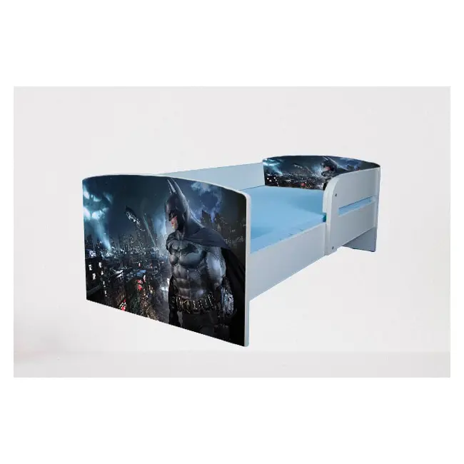 Patuc pentru baietei imprimat cu personajul Batman, cu protectie si saltea inclusa de 130x60 Cm Ptv1966