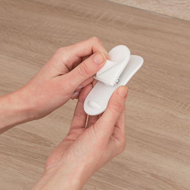 Protectie deschidere usa frigider, cuptor cu microunde, usi glisante, REER 78030