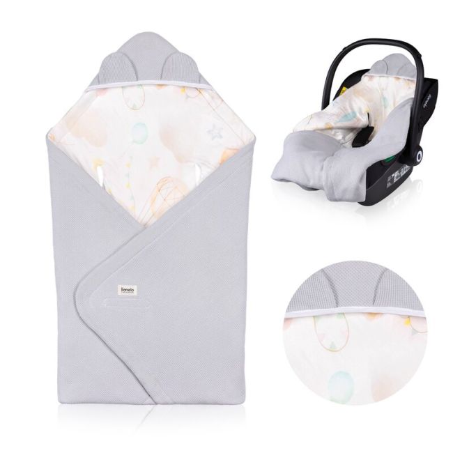 Paturica de infasat, Lionelo, Pentru scoica auto, carucior si landou, Cu multiple utilizari, Cu inchidere arici velcro, Dimensiune 90x90 cm, Din bumbac, TOG 2.5, 12-18 luni, Albastru BYNLO-TRAVEL_SWADDLE_BLANKET_GREY_BALLOON