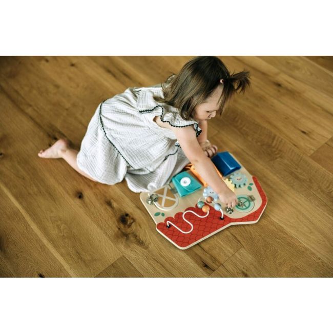 Tablita cu activitati, Free2Play, Din lemn, Cu elemente interactive, Dezvolta coordonarea mana-ochi, 40x30x6,5 cm, 18 luni+, Multicolor BYN85116