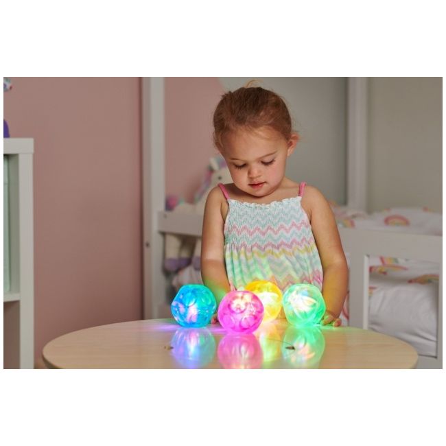 Set de 4 minigi senzoriale cu lumini tik72209