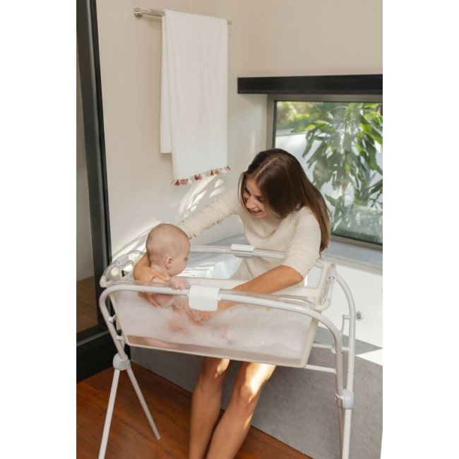 Cadita de baie cu pliere ultra-compacta, Jane, Oasis, Cu doua manere, 68 x 42 x 26 cm, Conform cu standardul european de siguranta EN 17072:2018, White BYN8420421090916