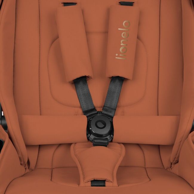 Carucior 2 in 1, Lionelo, Mika Plus, Cadru din aluminiu, Cu landou intarit si salteluta moale, Reversibil, Cu sistem de ventilatie 3D, Cu accesorii, Pana la 22 kg, Conform cu EN1888-1 EN1888-2, EN1466, Maro BYNLO-MIKA_PLUS_2IN1_BROWN_RUST