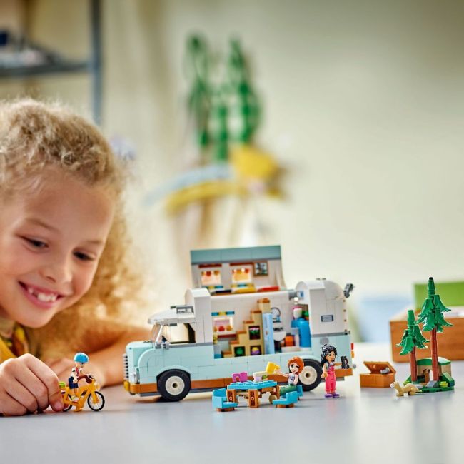 LEGO FRIENDS AVENTURA ÎN RULOTA CU PRIETENII 42663 VIVLEGO42663