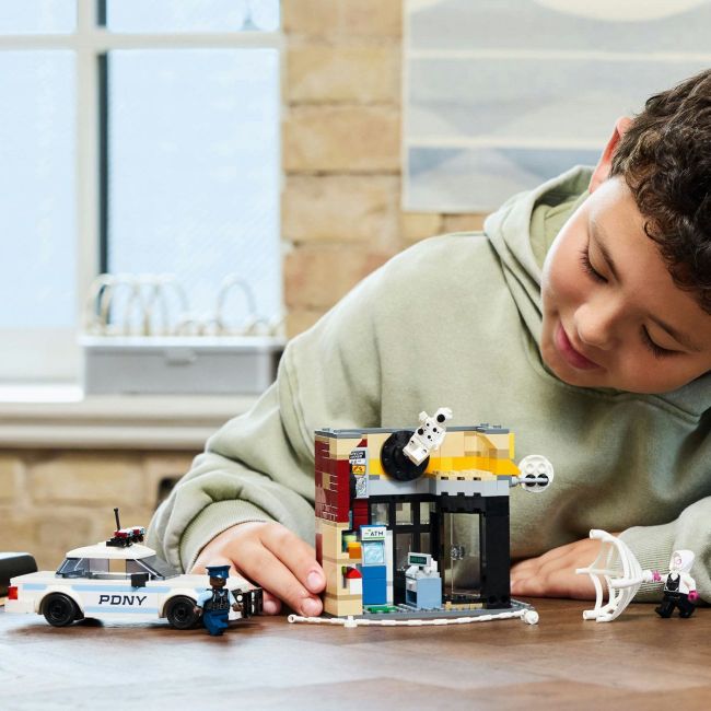 LEGO SUPER HEROES SPIDER-VERSE: MILES MORALES VS. SPOT 76311 VIVLEGO76311