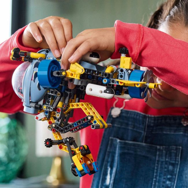 LEGO TECHNIC SUBMARIN DE CERCETARE 42201 VIVLEGO42201